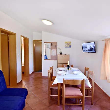 Comfortable Flat With Terrace In * أوماغ